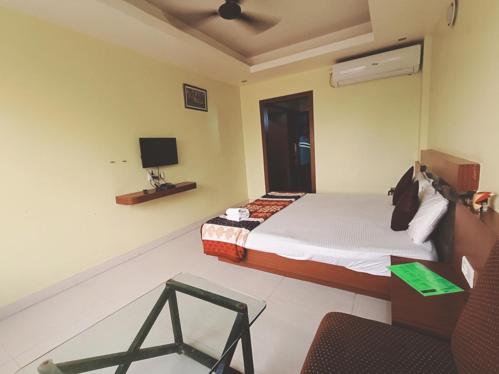 Deep Ganga Inn Near Sea Beach By Morservices Puri Bagian luar foto