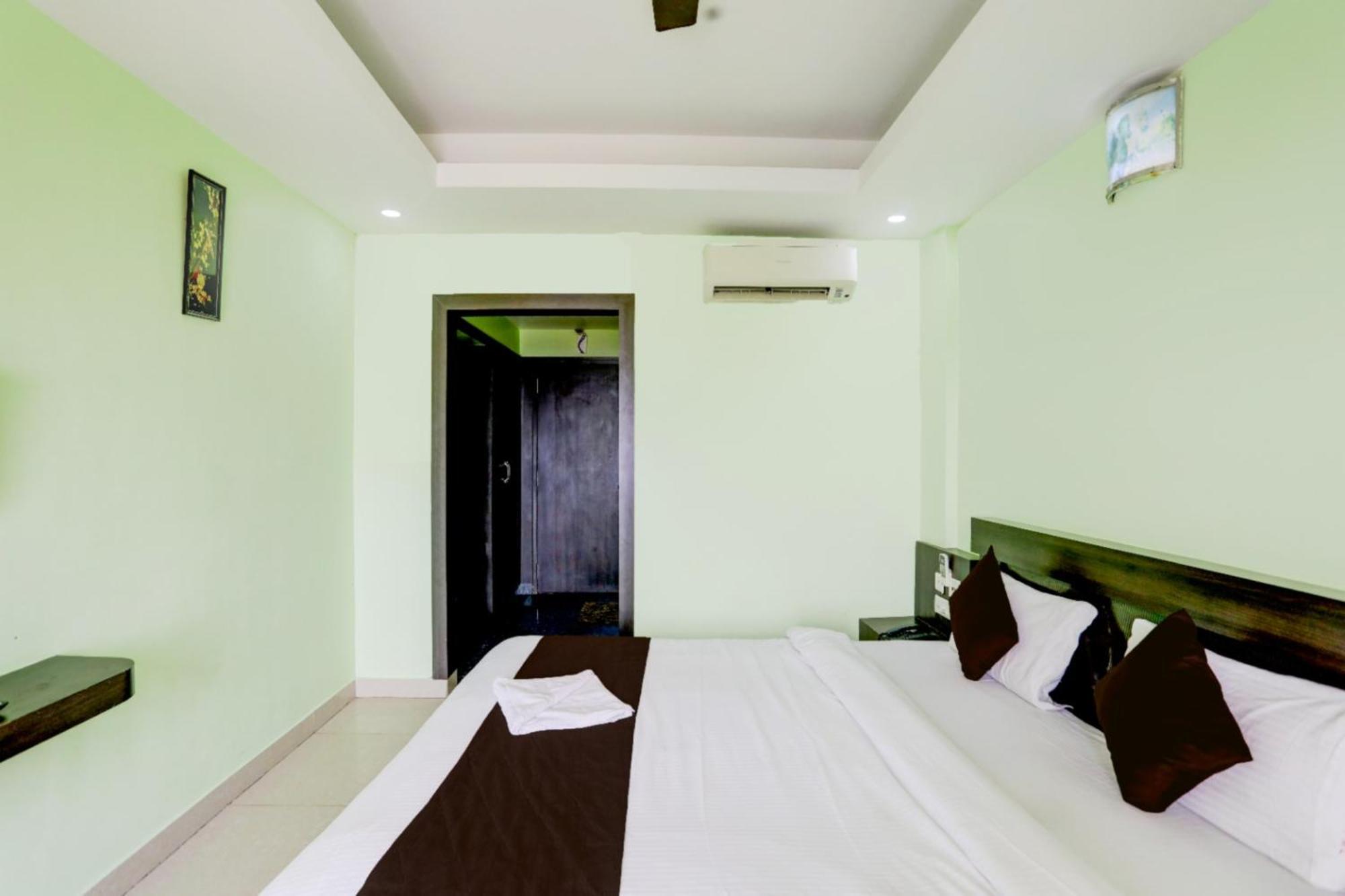 Deep Ganga Inn Near Sea Beach By Morservices Puri Bagian luar foto